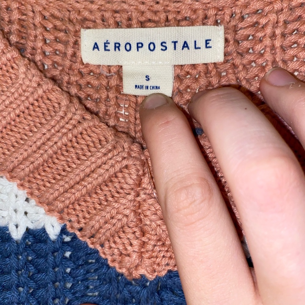 Cropped sweater - Picture 2 of 2